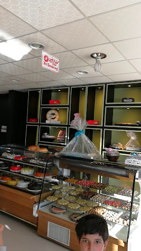 حلويات ومعجنات اكليل الجبل - الضيافة