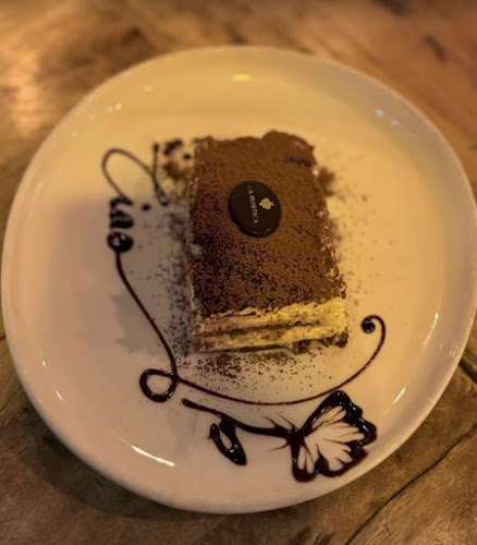 Opinii despre لاروستيكا بيتزارايا în الرياض - الضيافة