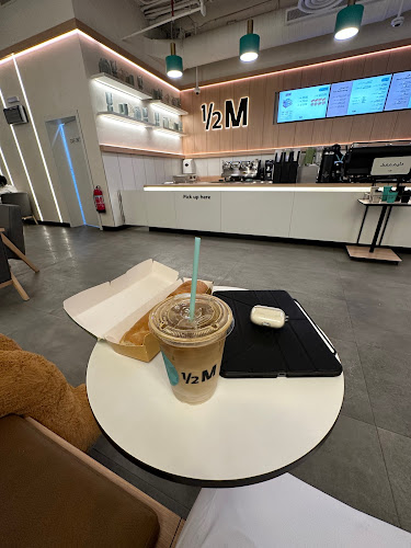 هاف مليون - الضيافة