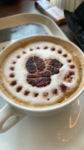 Opinii despre كوستا كوفي în جدة - الضيافة