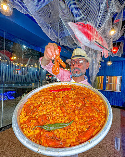 بهيج ملك الفسفور العجيب