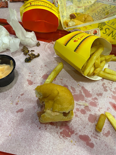 البطريق - الرياض