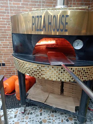 بيتزا هاوس - الضيافة