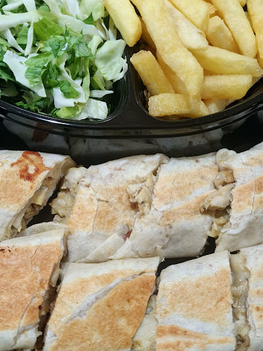 مطعم العريش المميز