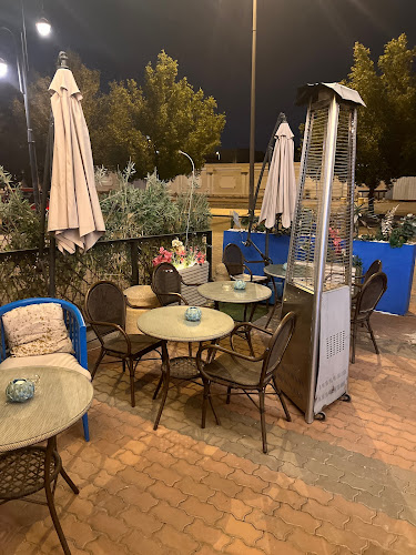 كوفي ميكانوس