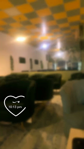 مقهى الغروب الأخير - الضيافة