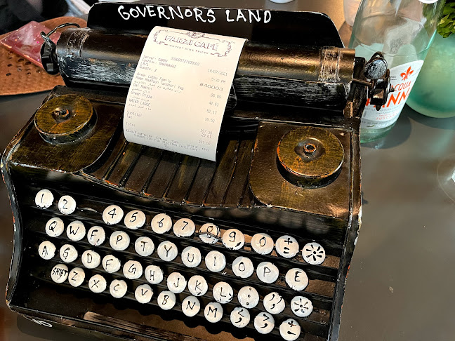 فارزي كافيه - الضيافة