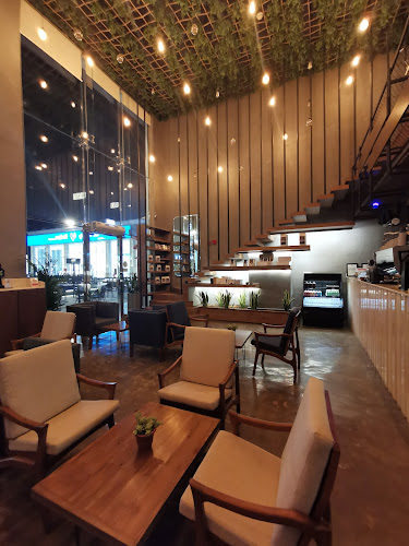 Opinii despre محمصة ومقهى الجانب الشرقي în المدينة المنورة - الضيافة