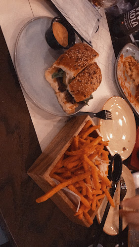 جيالو Giallo - الضيافة