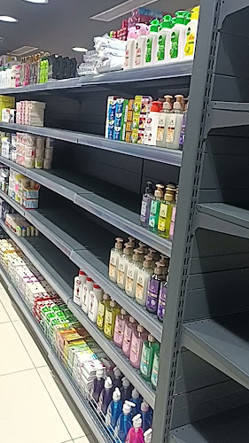 MBM'S Burger & More - الضيافة