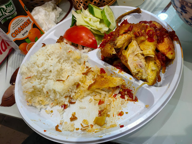 Comentarii opinii despre مطعم المنال الماسى