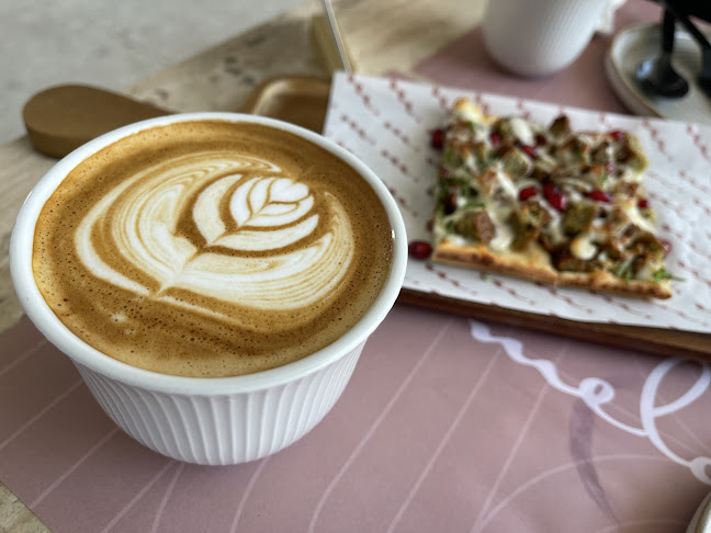 melow - الضيافة