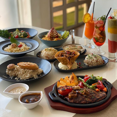 Opinii despre لوليا كافيه în الدمام - الضيافة