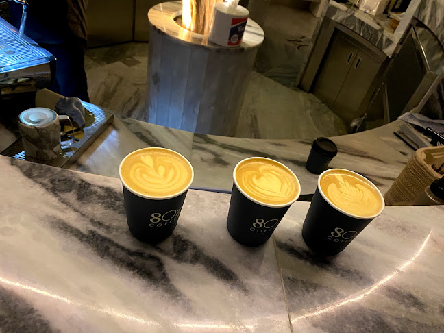 Comentarii opinii despre مقهى ايت اوز 8Oz