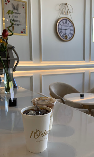 مقهى الساعة العاشرة-قهوة مختصة - الضيافة