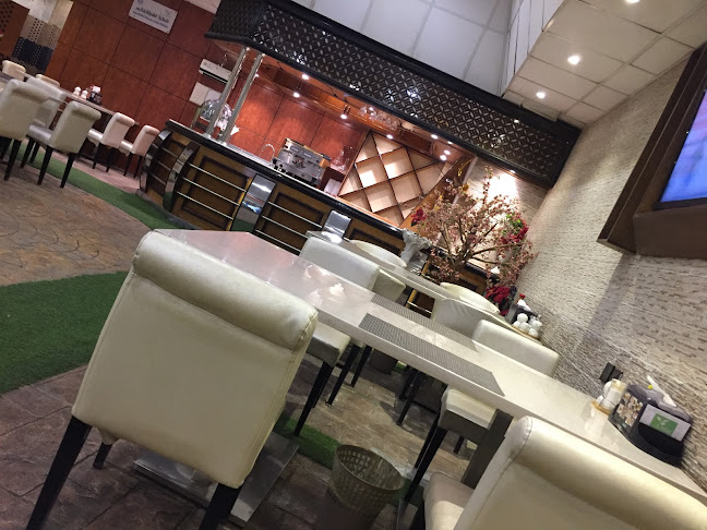 ، حي الربيع، طريق الملك خالد بالقرب من مصرف الراجحي حي