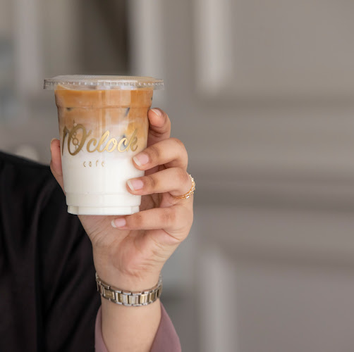 مقهى الساعة العاشرة-قهوة مختصة - المدينة المنورة