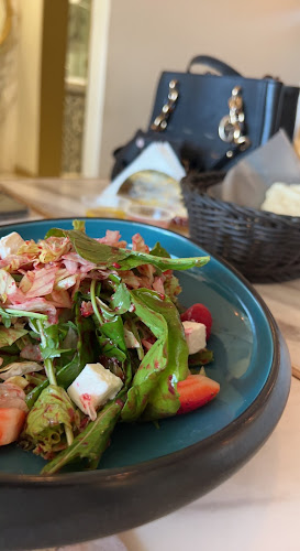 Opinii despre نكهات الشرق în الدمام - الضيافة