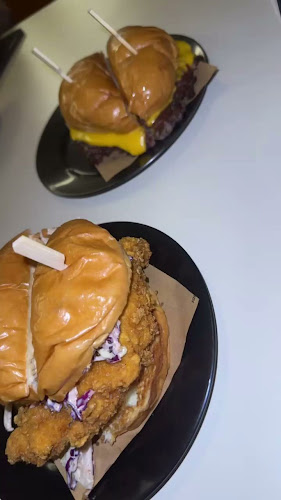 Comentarii opinii despre Section-B | سكشن بي