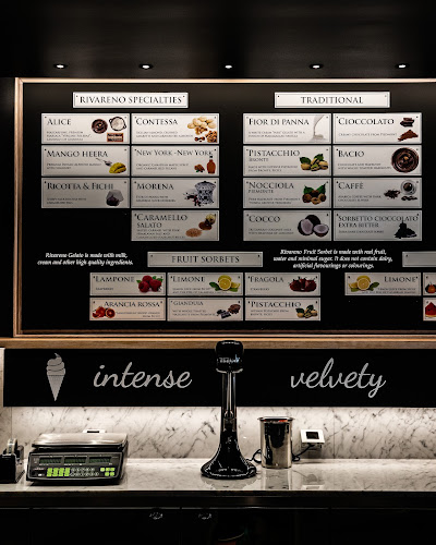 Opinii despre ريفارينو جيلاتو în جدة - الضيافة