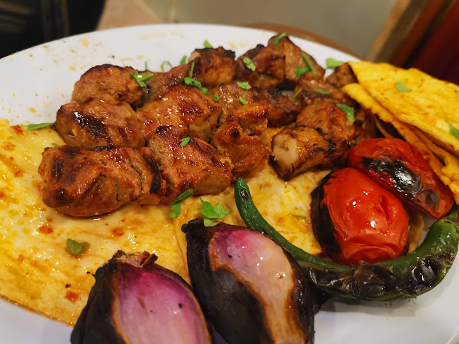 Opinii despre مطعم ماما نورة în الرياض - الضيافة