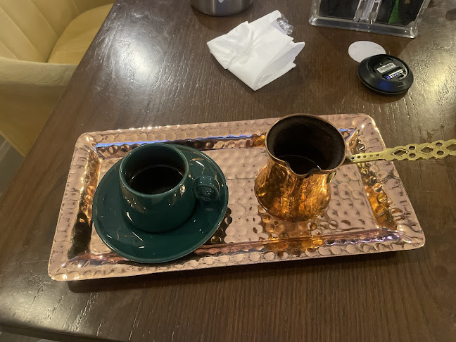 لومو كافيه - الضيافة