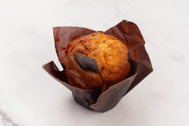 كروسان وقهوة