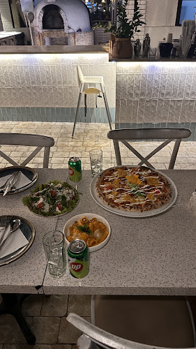 Opinii despre هيلينا بيتزاريا în الخبر - الضيافة