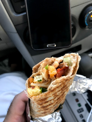 مطعم شاورما عيسى - الضيافة