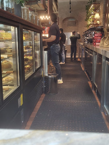 ايرث كافيه - الرياض