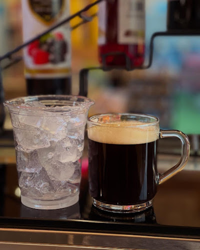 Opinii despre مقهى ديوانية الحلى والكيف în الخبر - الضيافة