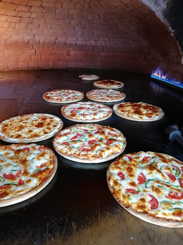 Comentarii opinii despre مطعم معجنات و شاورما الفران الشامي