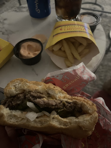 Comentarii opinii despre البطريق