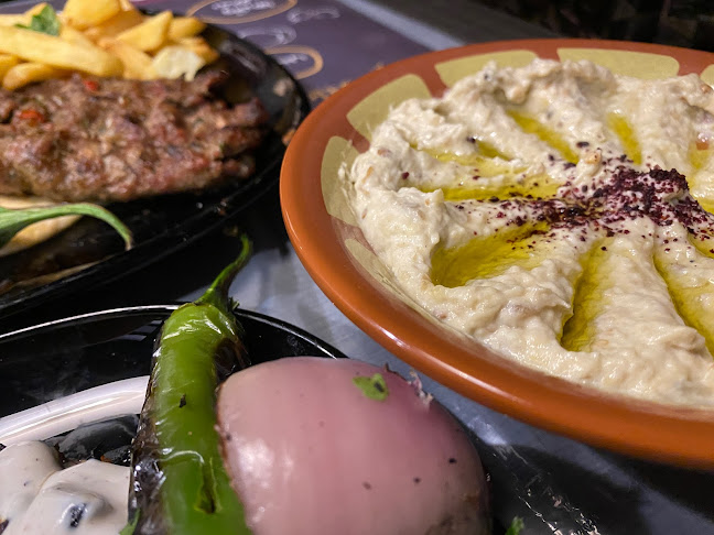 المشوى العنابي - الضيافة