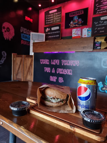 برجيس برجر - الضيافة