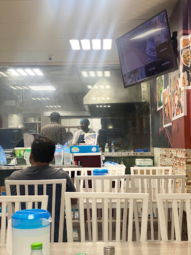 Opinii despre Noora Restaurant Tamil Nadu (Kilakarai Foods) în الخبر - الضيافة