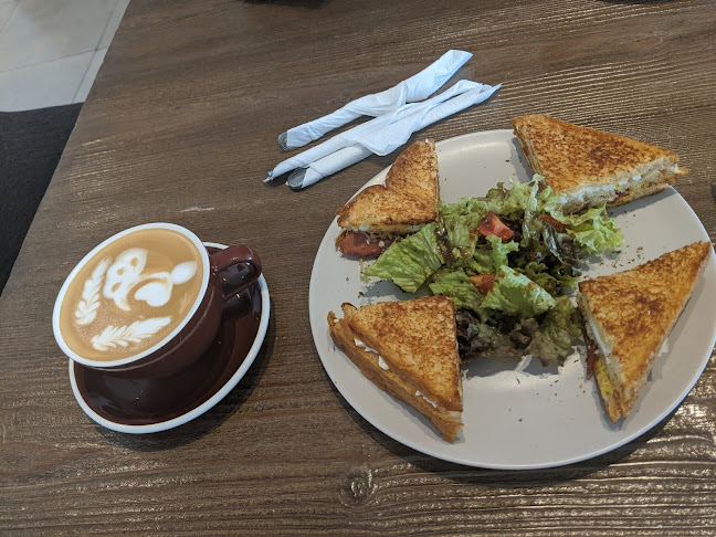 Ekleel cafe - إكليل كافيه - الضيافة