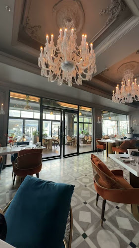 مطعم ديورا - جدة