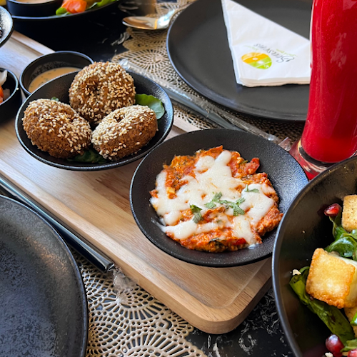 Seasons - مطعم سيزونز - حفر الباطن