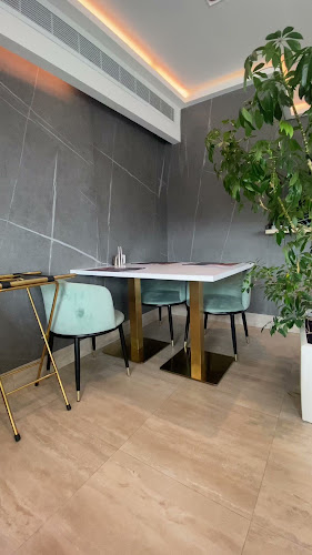 مطعم بهارات - الضيافة