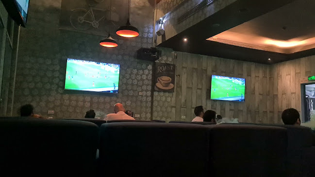 فله مطعم وكافيه