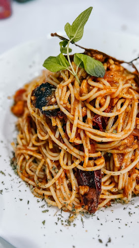 2522 يحيى حسين، Al Bawadi District، جدة 23443