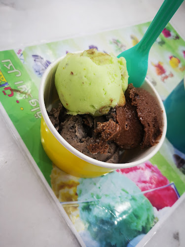 بوظة بيروت - المبرز