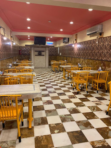 بروستد الكوخ القديم - الضيافة