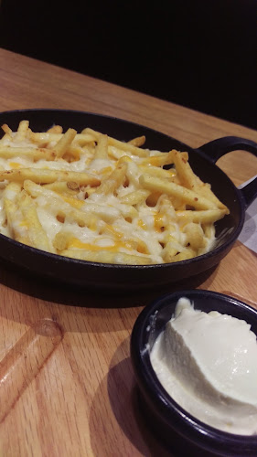 زعتر وزيت - الرياض