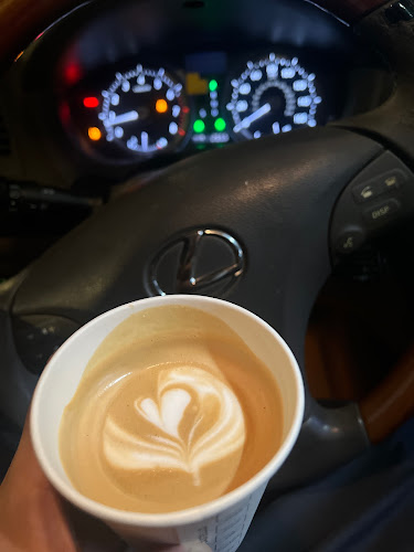 Opinii despre Castello Coffee Khalidiyah || قلعة البن الخالدية în المدينة المنورة - الضيافة