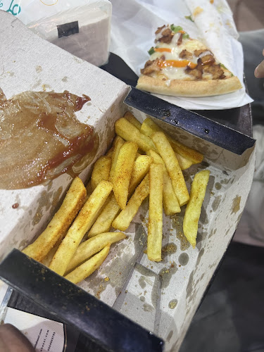 بيتزا كرست -pizza crust