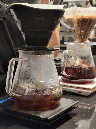 Opinii despre AŚK COFFEE | مقهى آشك în المدينة المنورة - الضيافة