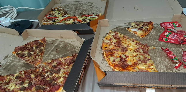 يلو كاب بيتزا - الضيافة