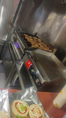 برجر اللذيذ على الفحم - جدة